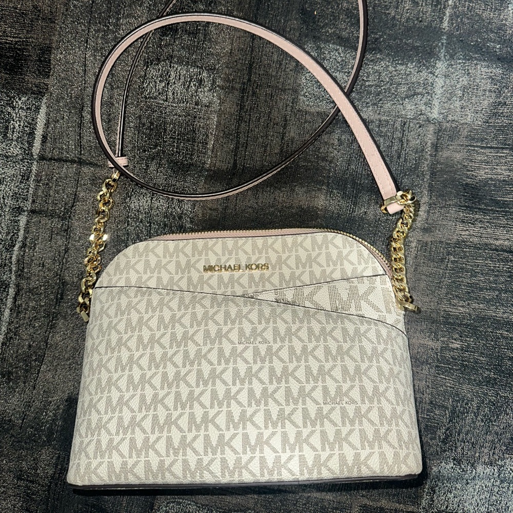 MK purse